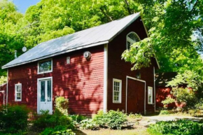 Charming barn in the heart of the Berkshires